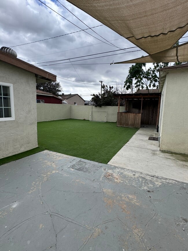 Building Photo - 5148 Alvada St