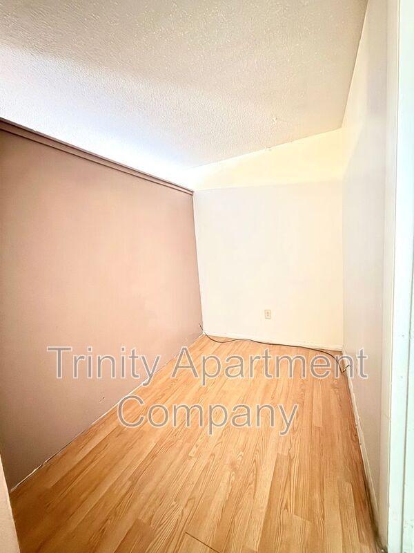 Foto del edificio - 2800 Vail Ave SE