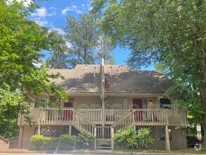 Building Photo - 2103 Defoors Ferry Rd NW