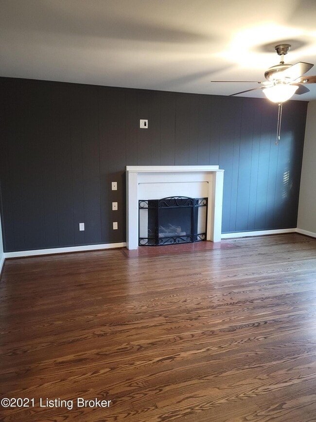 Building Photo - 4605 Fox Run Rd
