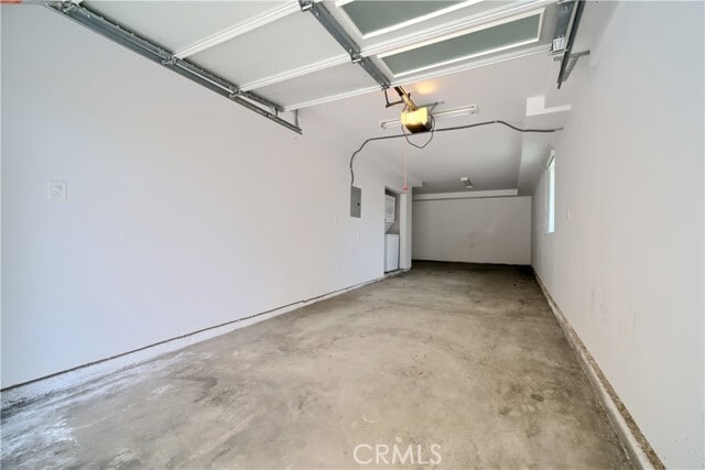 Building Photo - 3021 Raymond Ave