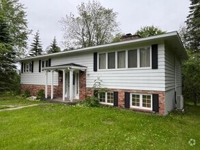 Building Photo - 4810 Crosley Ave
