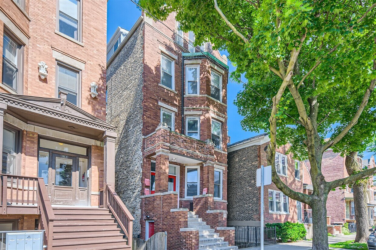 Primary Photo - 1816 N Wood St