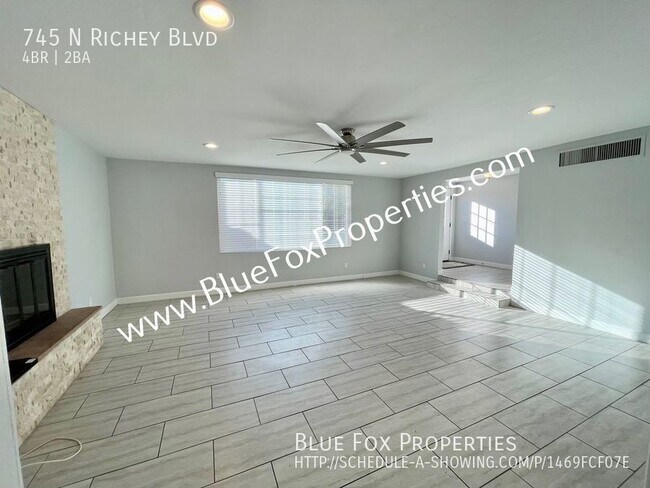 Foto del edificio - 745 N Richey Boulevard
