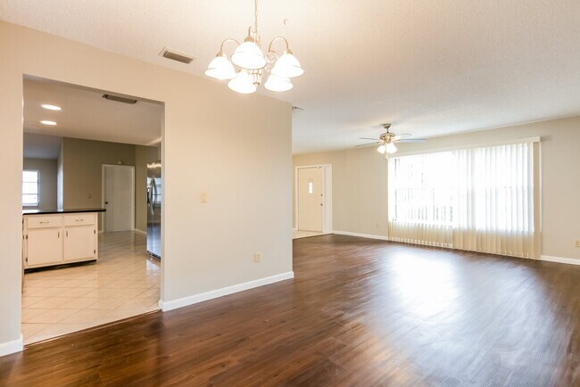 Foto del edificio - 1413 SE 30th St