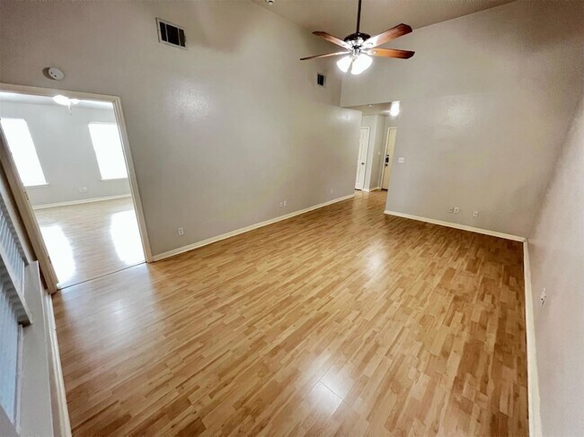 Foto del edificio - 803 Sable Trail Ct