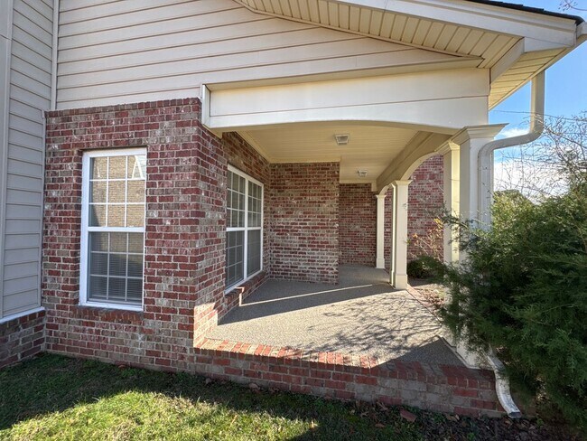 Building Photo - 4BR Home in Quiet Bordeaux Cul-de-Sac – Easy Access to Downtown