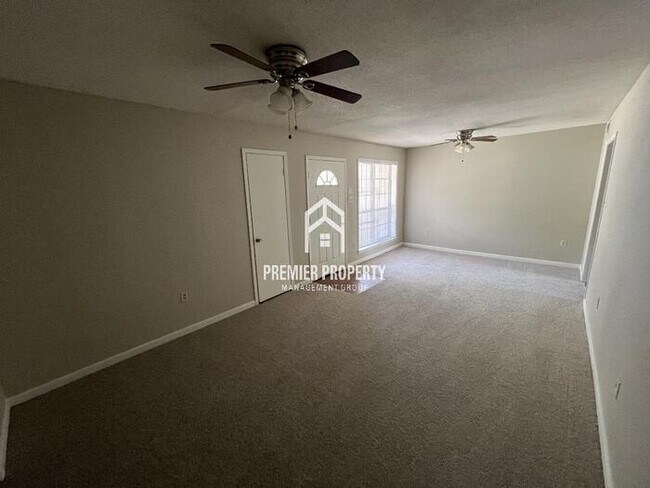 Building Photo - 2045 Wilson Rd