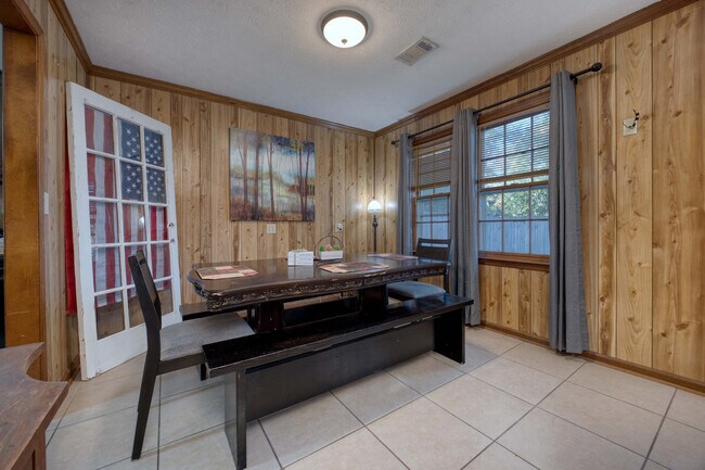 Building Photo - 4629 Rosemont Dr