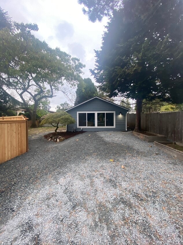 1036 SW 149th St, Burien, WA 98166 House Rental in Burien, WA