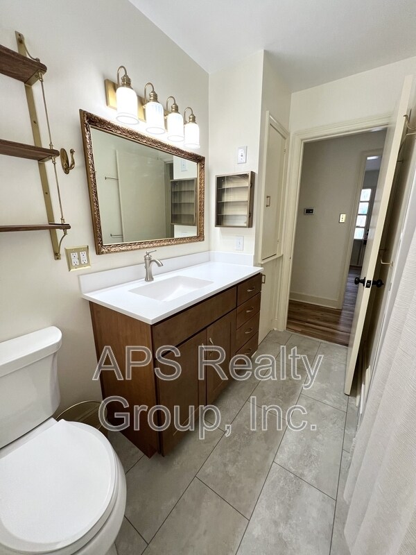 Foto del edificio - 5144 Sunrise Terrace