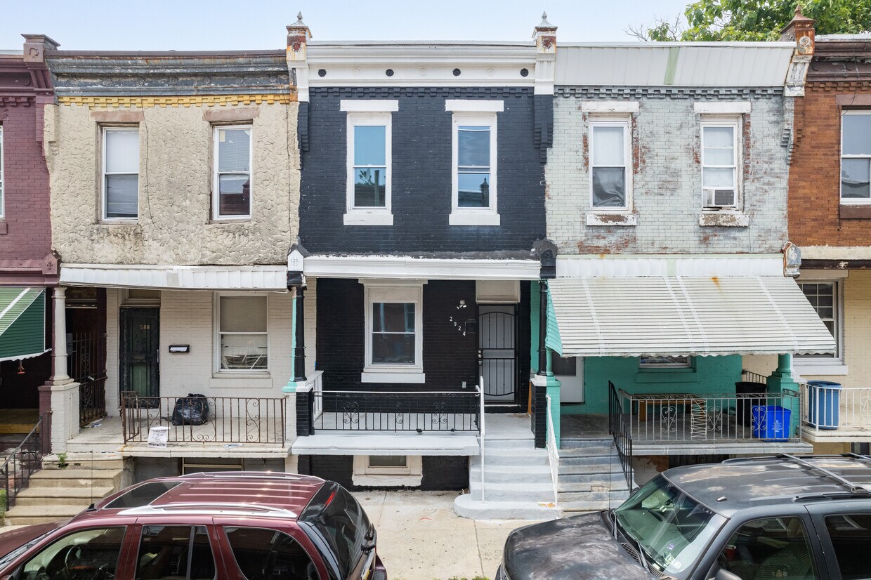 Foto principal - 2924 N Bambrey St