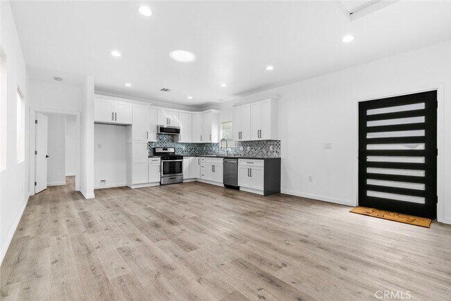 Foto del edificio - 10863 Nettleton St