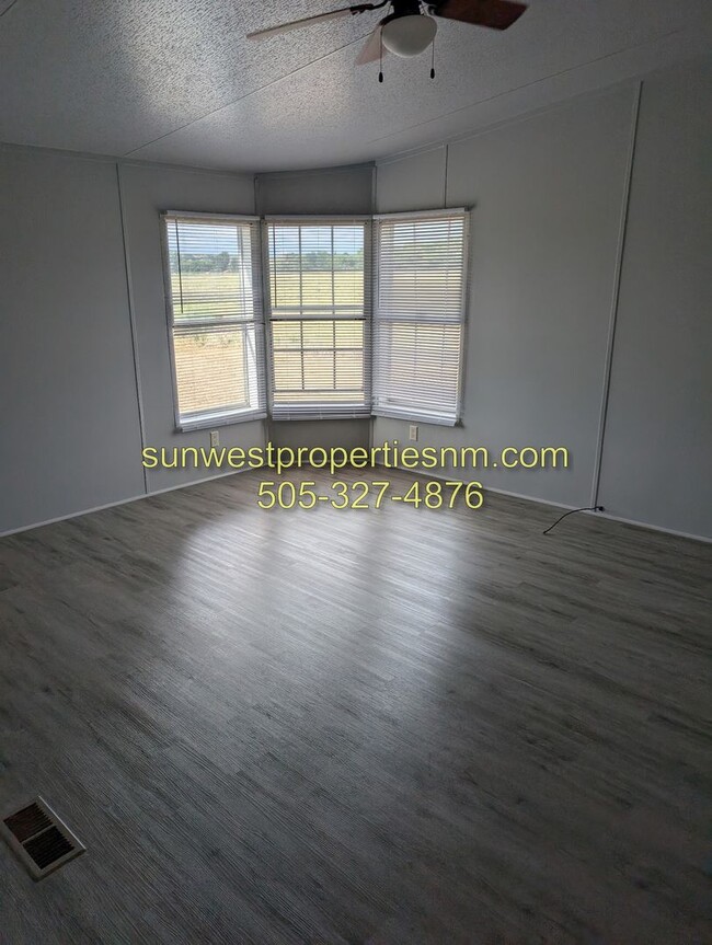 Building Photo - 4 Bedroom, 3 Bath Mobile Home in the Country