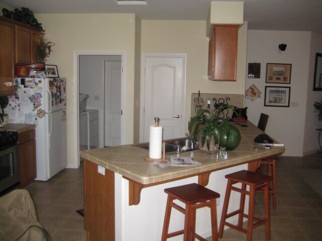 Building Photo - 2235 Charlie Chambers Dr