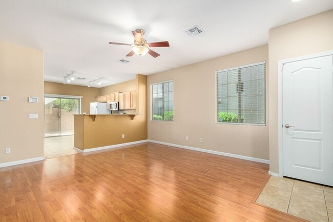 Foto del edificio - 3 Bedroom, 2 bath home in the heart of Gilbert!