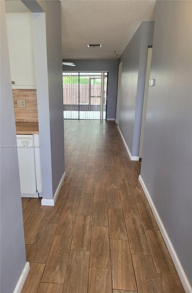 Building Photo - 5318 Tennis Ln