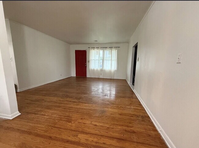 Building Photo - 317 N Atlanta St