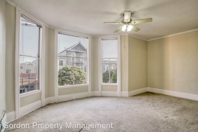 Foto del edificio - 1364 Grove St