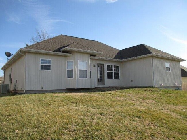 Foto del edificio - 3 Bedroom Ozark Home in Wonderful Neighbor...