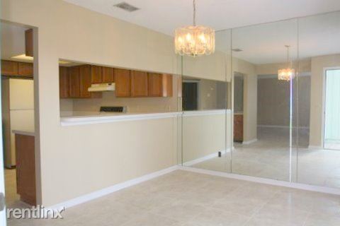 Building Photo - 3 br, 2.5 bath House - 10854 Copper Hill Dr