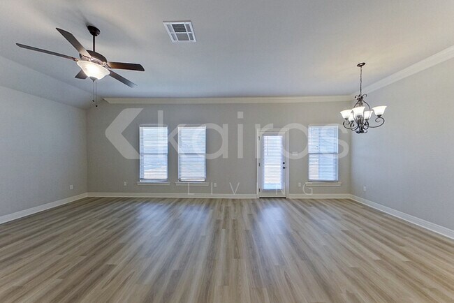 Foto del edificio - 3207 Rosehill Dr.