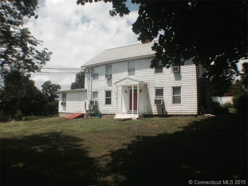 52 Daniels Ave, Waterford, CT 06385 Apartments in Waterford, CT