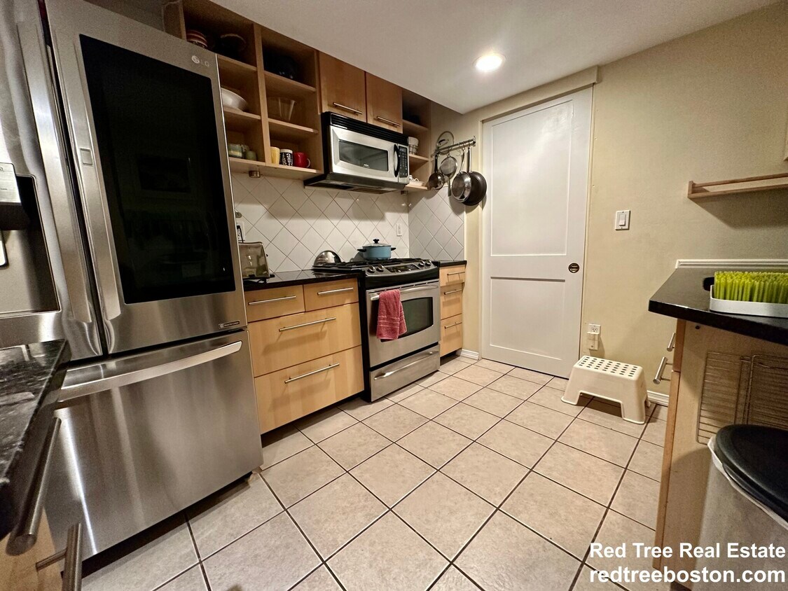 Foto principal - 8 Fulkerson St