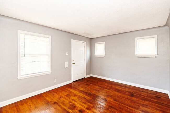 Foto del edificio - Amazing 3 Bed 1 Bath Home