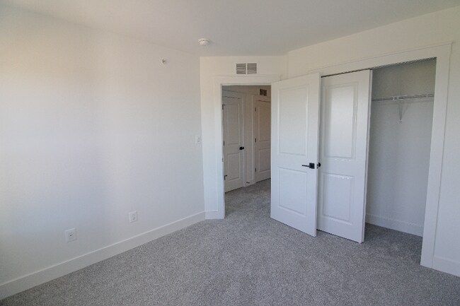 Foto del edificio - 1722 Blacksmith Wy