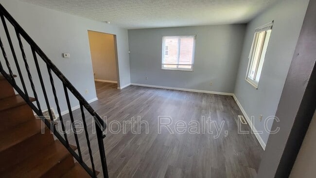 Building Photo - 1608 Smith Rd