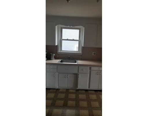 Foto del edificio - 99 Post Island Rd