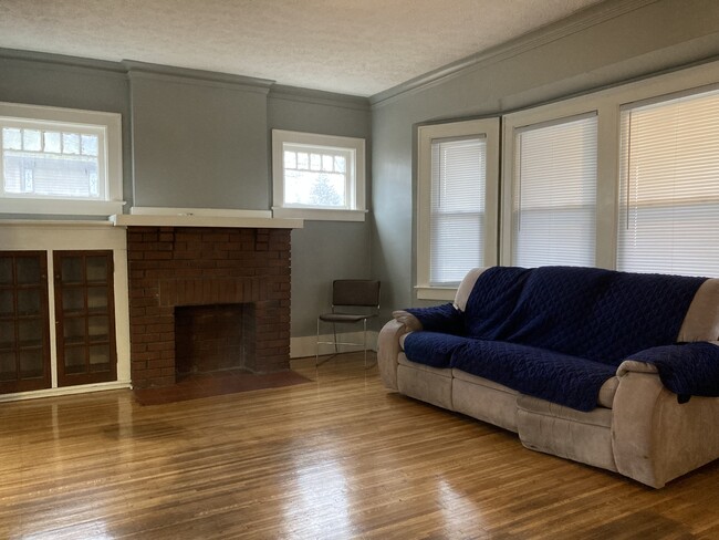 Foto del edificio - 844 Seward St