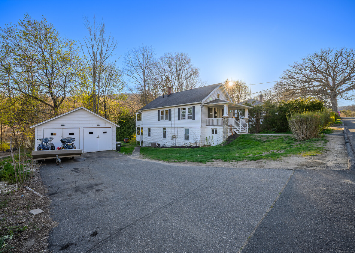 Primary Photo - 83 Litchfield St