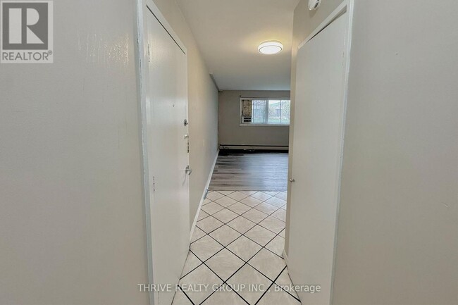 Building Photo - 153-153 Godfrey Dr