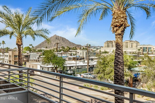 Foto del edificio - 7301 E 3rd Ave