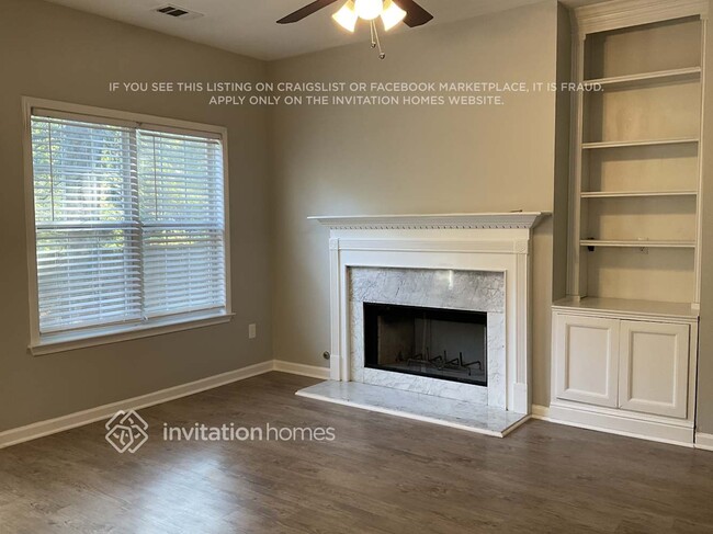 Building Photo - 2667 Summerbrooke Dr