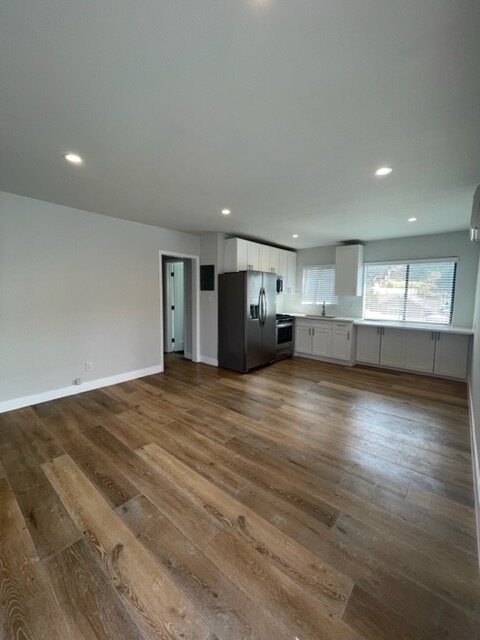 Building Photo - 4703 St Charles Pl