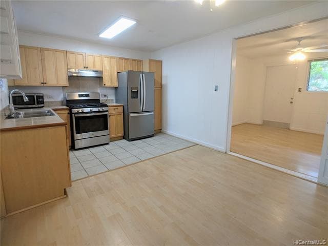 Building Photo - 1720 Poki St