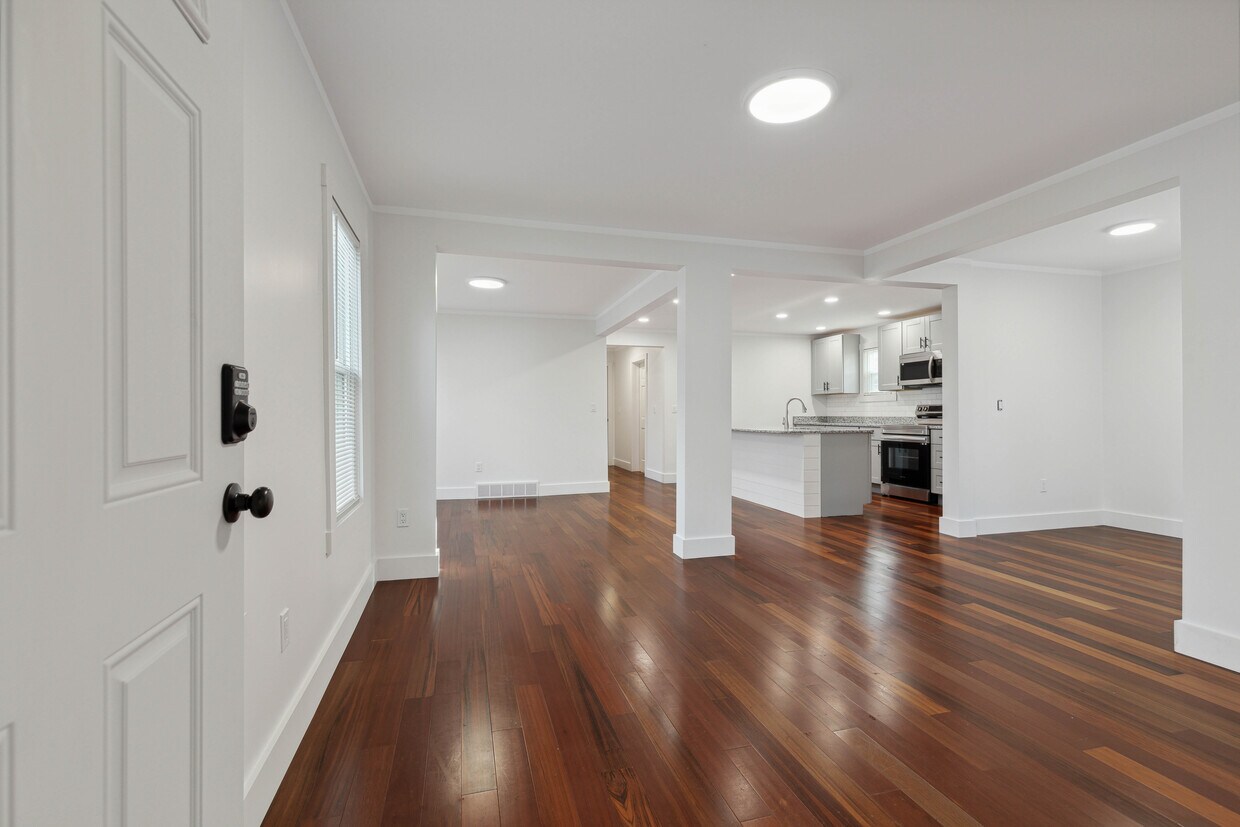 Foto principal - 415 Herkimer St