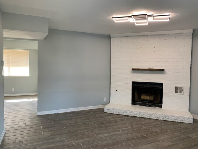 Foto del edificio - 660 Purdue St