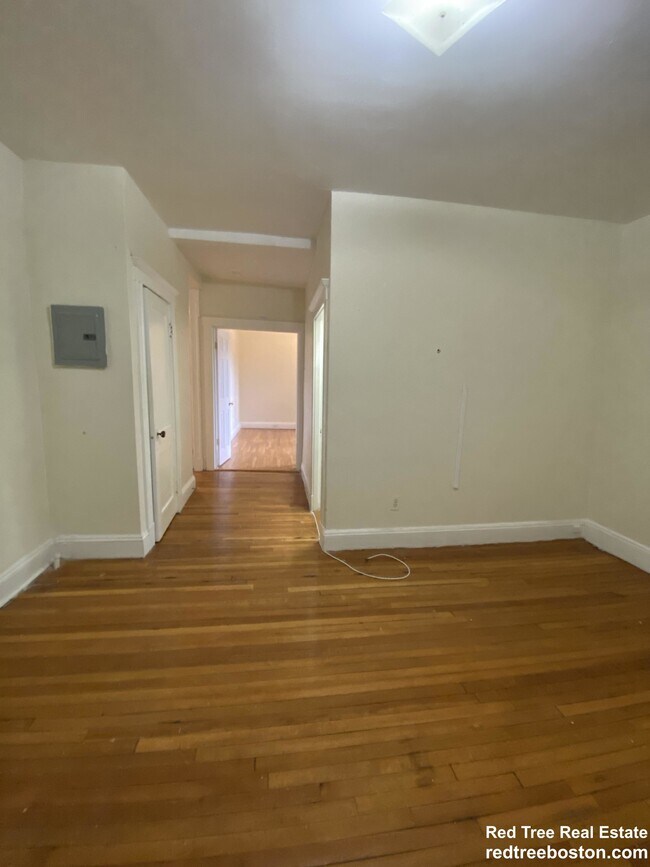 Photo - 1634 Commonwealth Ave Apartment