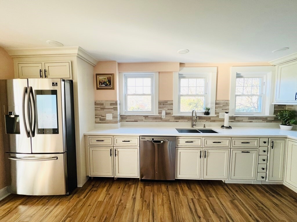 36 Evergreen Ave Unit , Auburndale, MA 02466 Apartments in