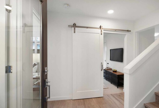 Foto del edificio - Modern Wallingford/Fremont Home with Rooftop Views & Designer Finishes