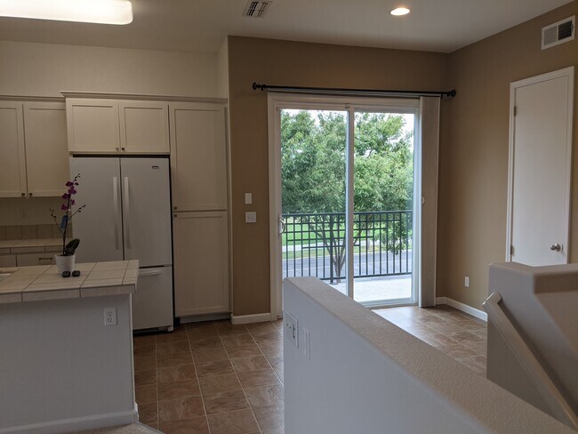 Building Photo - 3158 Bridgeway Dr