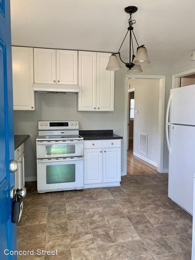 Foto del edificio - 2 br, 1 bath House - 109 W Enterprise St