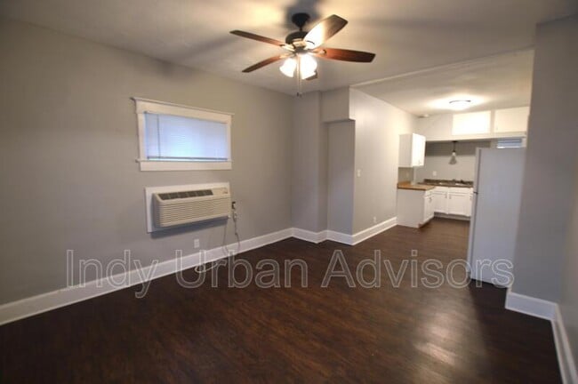 Building Photo - 528 E Raymond St