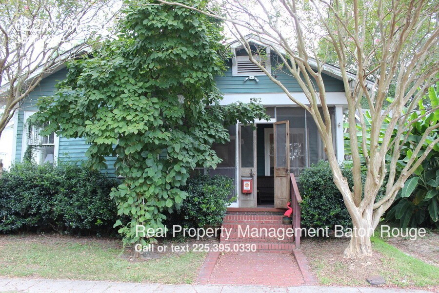 Primary Photo - 822 N 8th St