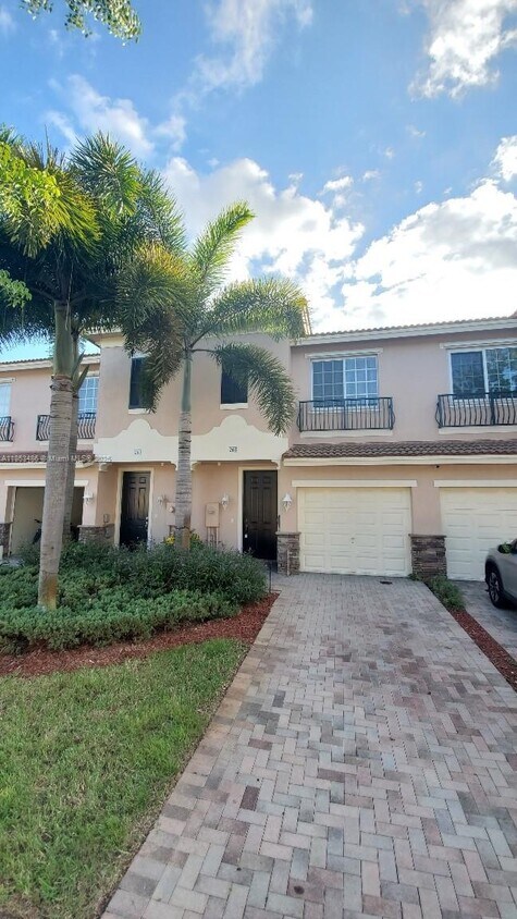Foto principal - 265 Las Brisas Cir