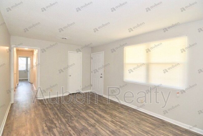 Building Photo - 3014 Libby Dr